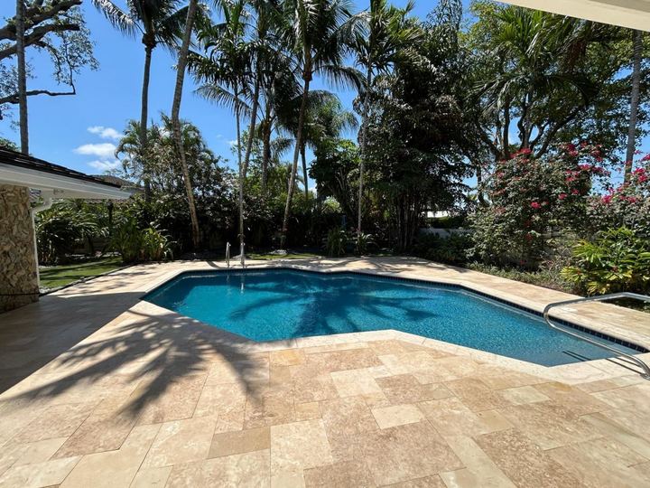 Ivory Select travertine pool deck in a French pattern in Hollywood