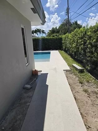 Grouted porcelain paver joints in Jupiter